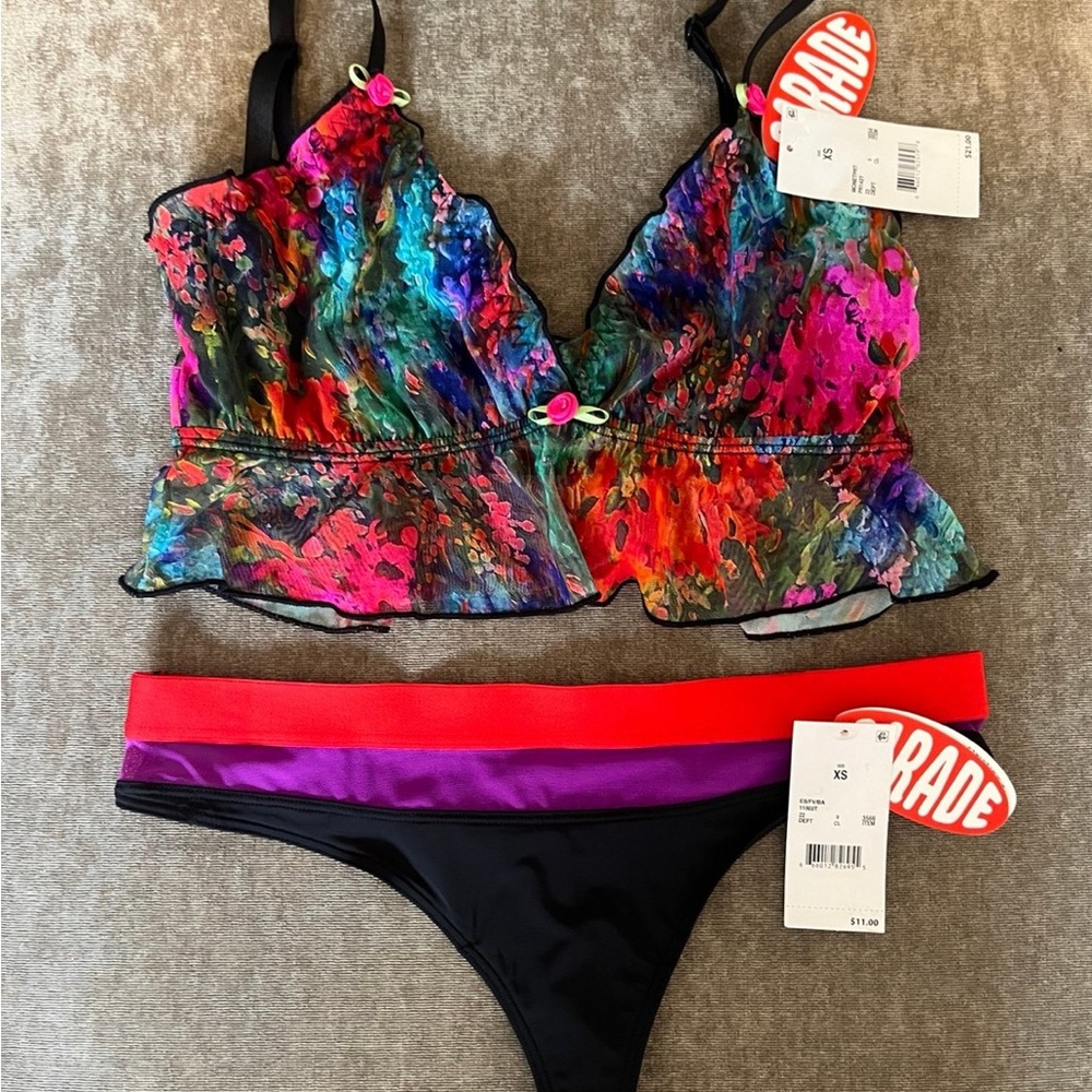 Colorful Women's Intimate Set